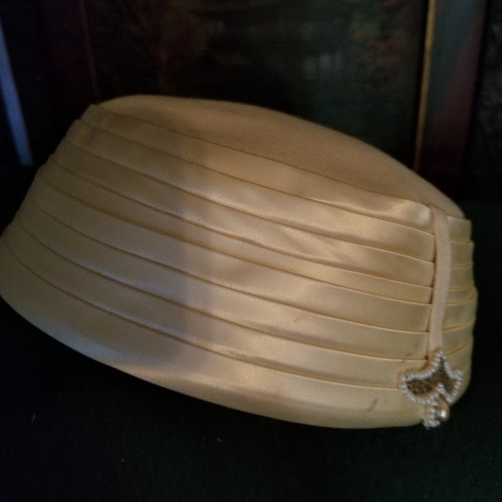 Harzfelds hat